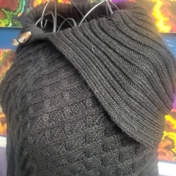 Charter Club ~ Sz OSFA ~ Black Poncho ~ Excellent Condition - Picture 2 of 8